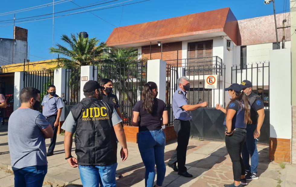 policia allanam6