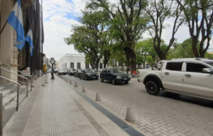 159053w360h230c