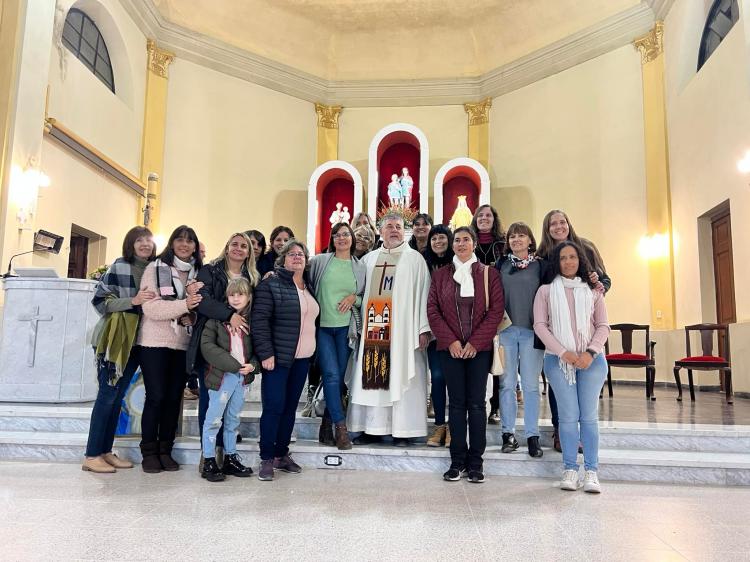 las-madres-monicas-una-piedad-que-crece-en-el-mundo-yf8H