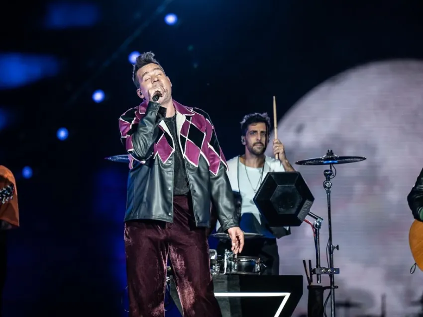 tan bionica