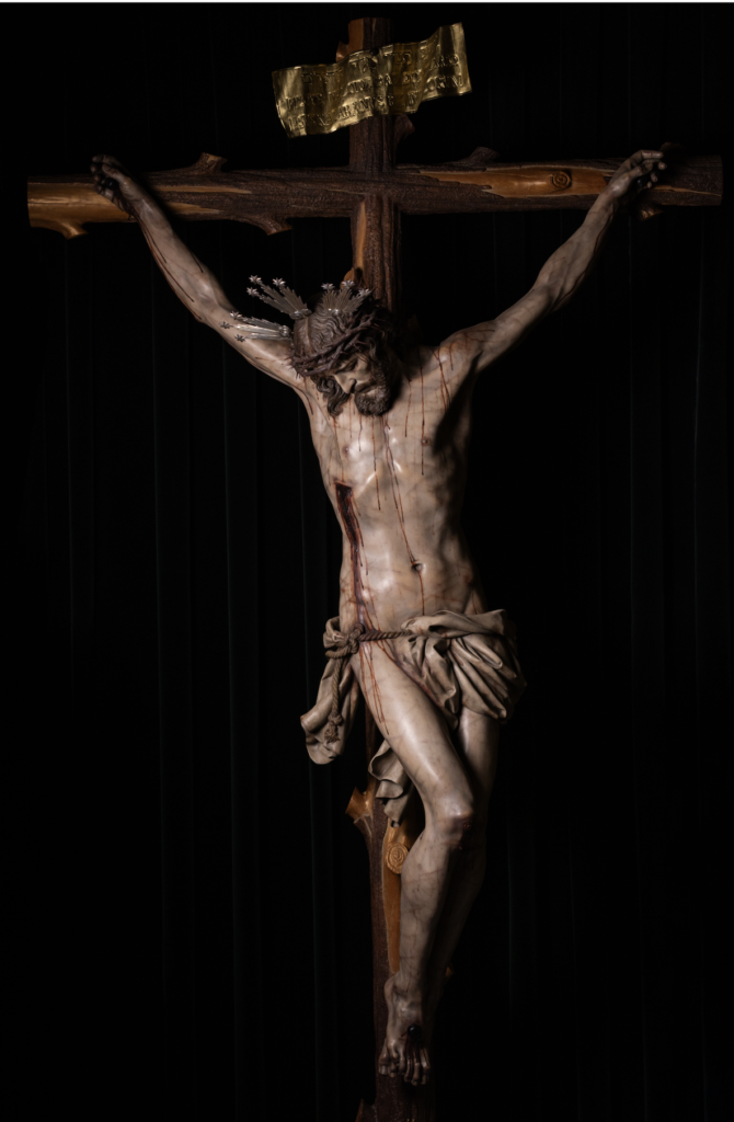 imagen del Santísimo Cristo De la Vera Cruz, Almogía, madera policromada, natural. Crédito: Luis Manuel Gómez Pozo